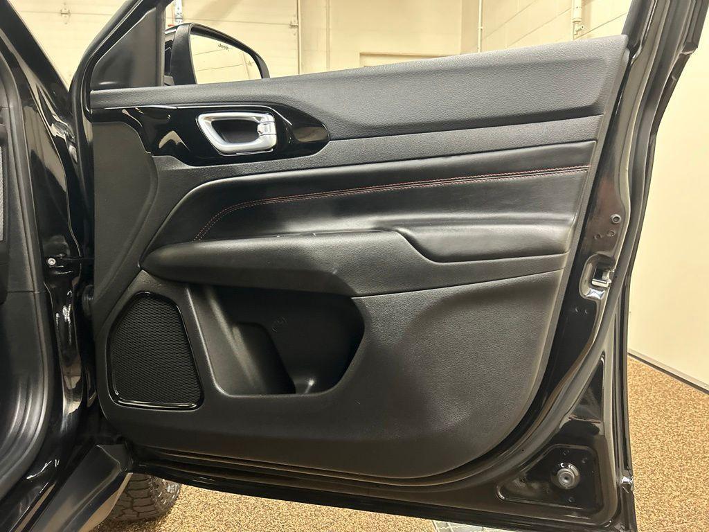 used 2025 Jeep Compass car, priced at $23,602