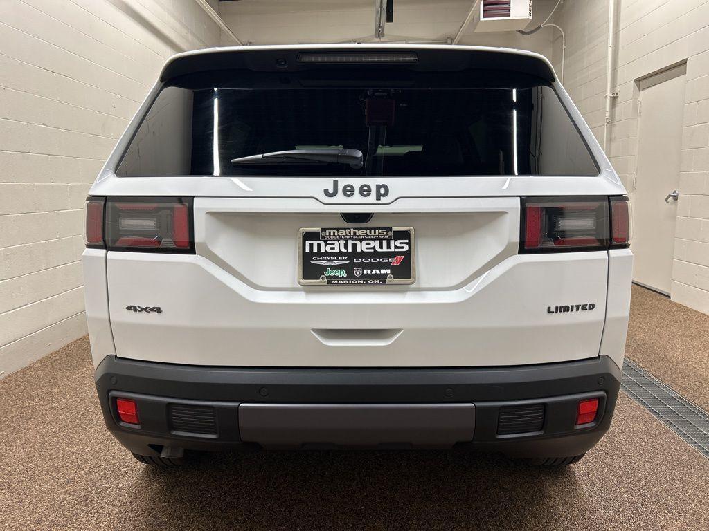 new 2026 Jeep Cherokee car, priced at $42,903