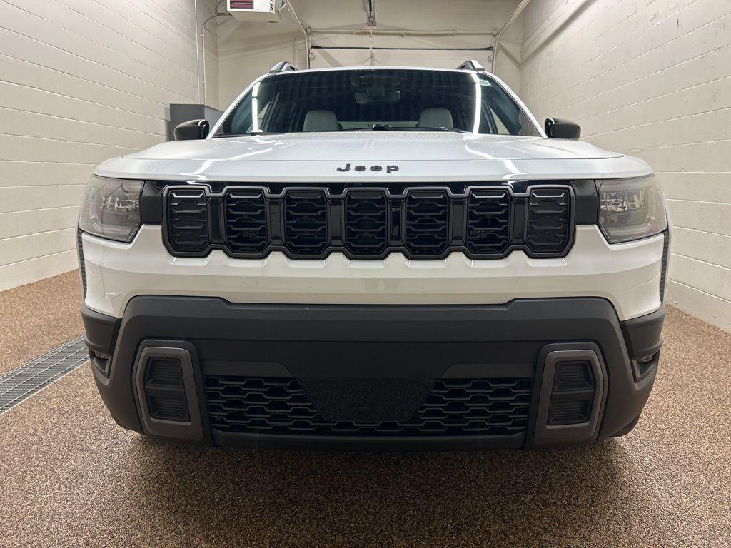 new 2026 Jeep Cherokee car, priced at $42,903