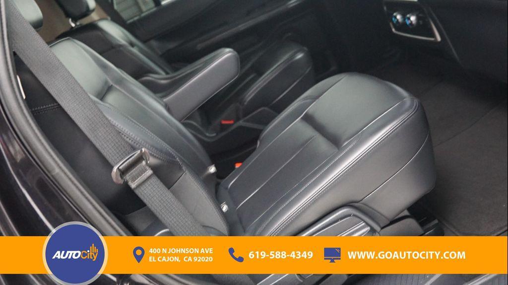 used 2024 Ford Expedition car, priced at $36,900