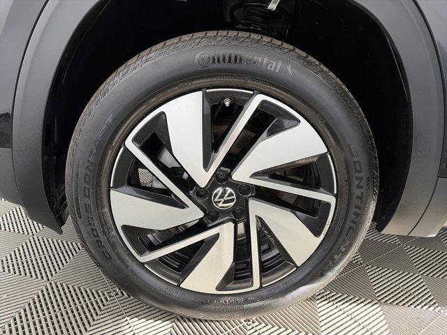 used 2025 Volkswagen Atlas car, priced at $29,933