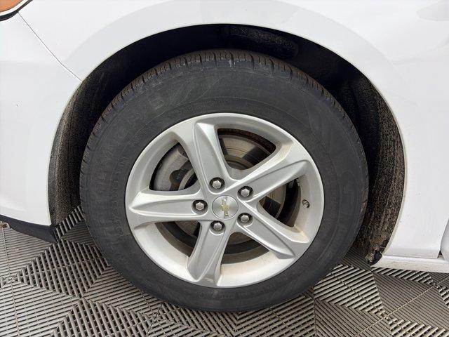 used 2019 Chevrolet Malibu car, priced at $10,946