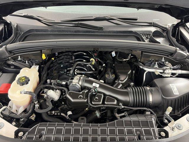 used 2023 Jeep Grand Cherokee car, priced at $31,099