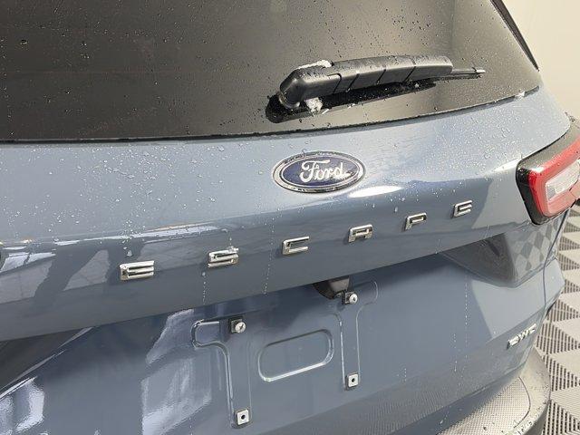 used 2025 Ford Escape car, priced at $25,292