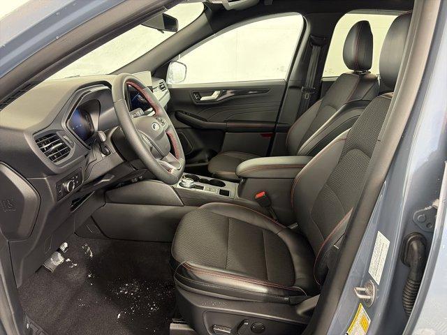 used 2025 Ford Escape car, priced at $25,292