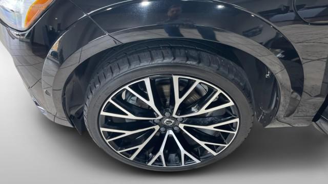 used 2022 Volvo XC60 Recharge Plug-In Hybrid car, priced at $34,539