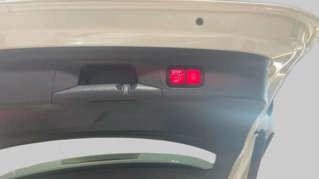 used 2020 Mercedes-Benz GLE 350 car, priced at $25,999