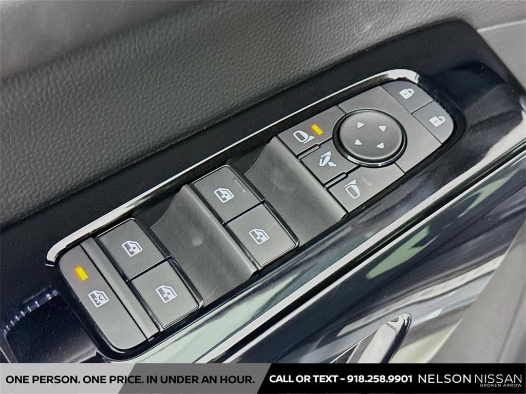 new 2026 Nissan Pathfinder car, priced at $49,749