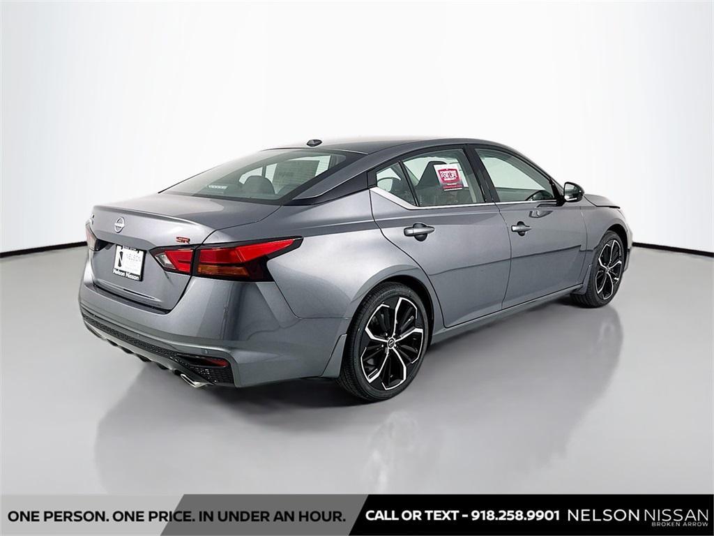new 2025 Nissan Altima car, priced at $29,099