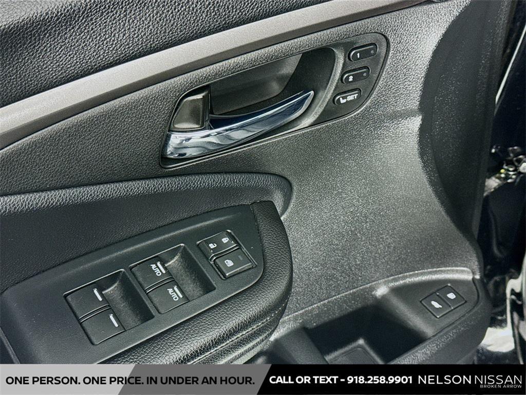 used 2021 Honda Pilot car, priced at $21,994