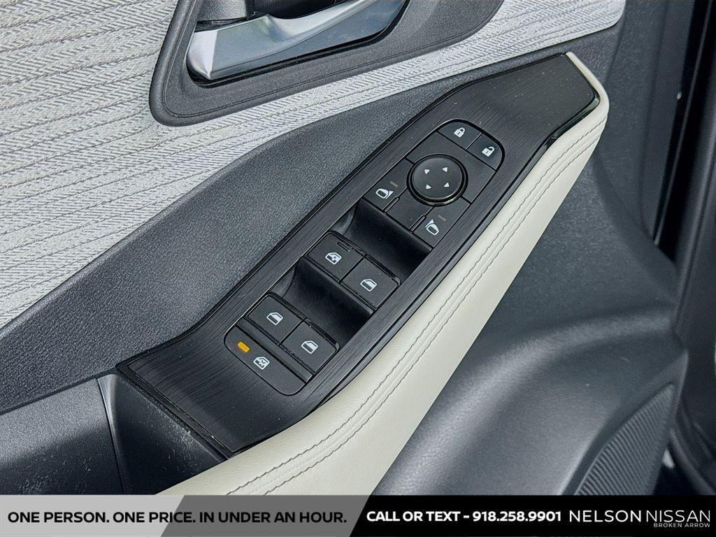 used 2023 Nissan Rogue car, priced at $21,916
