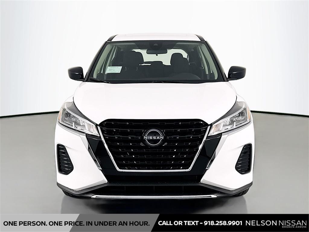 new 2025 Nissan Kicks car, priced at $21,514