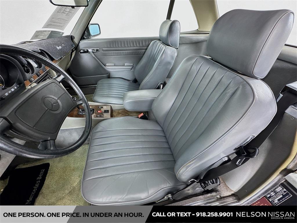 used 1988 Mercedes-Benz S-Class car, priced at $17,999