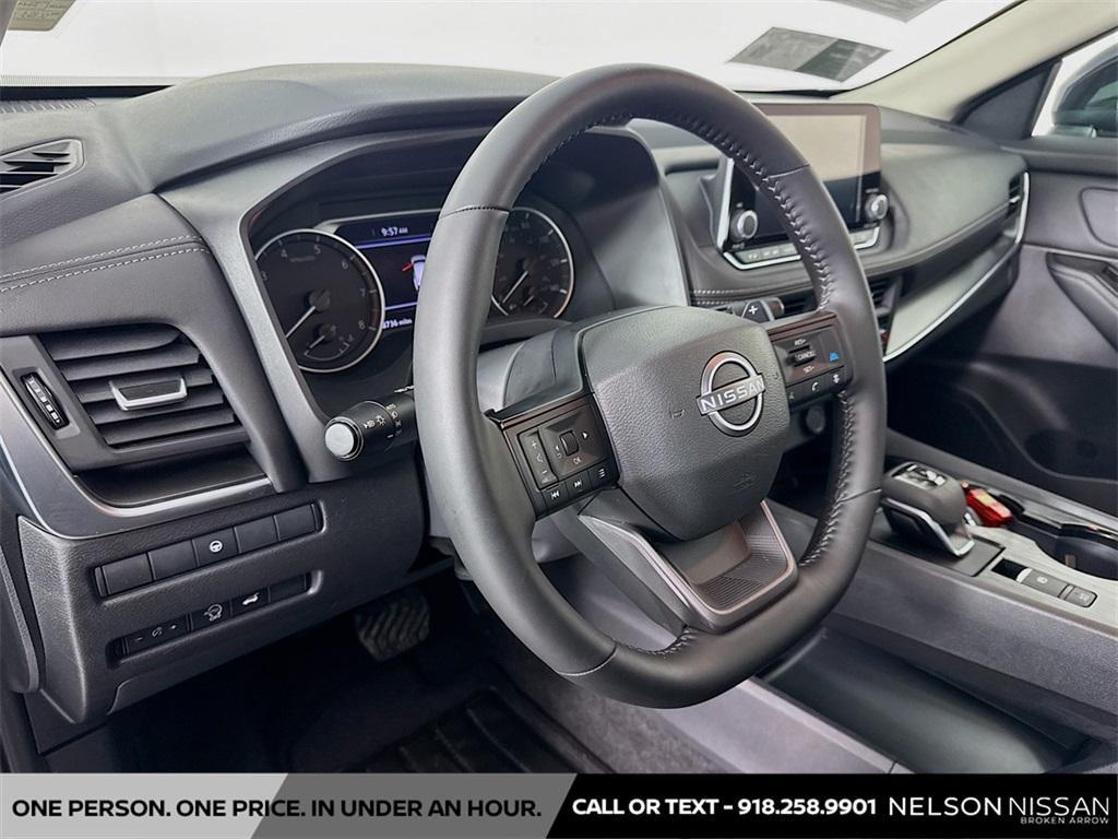 used 2025 Nissan Rogue car, priced at $24,994