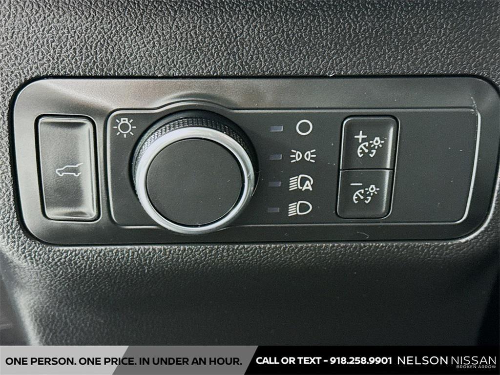 used 2022 Ford Escape car, priced at $19,995