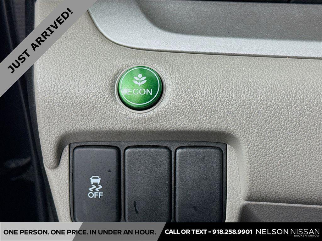 used 2013 Honda CR-V car, priced at $13,994