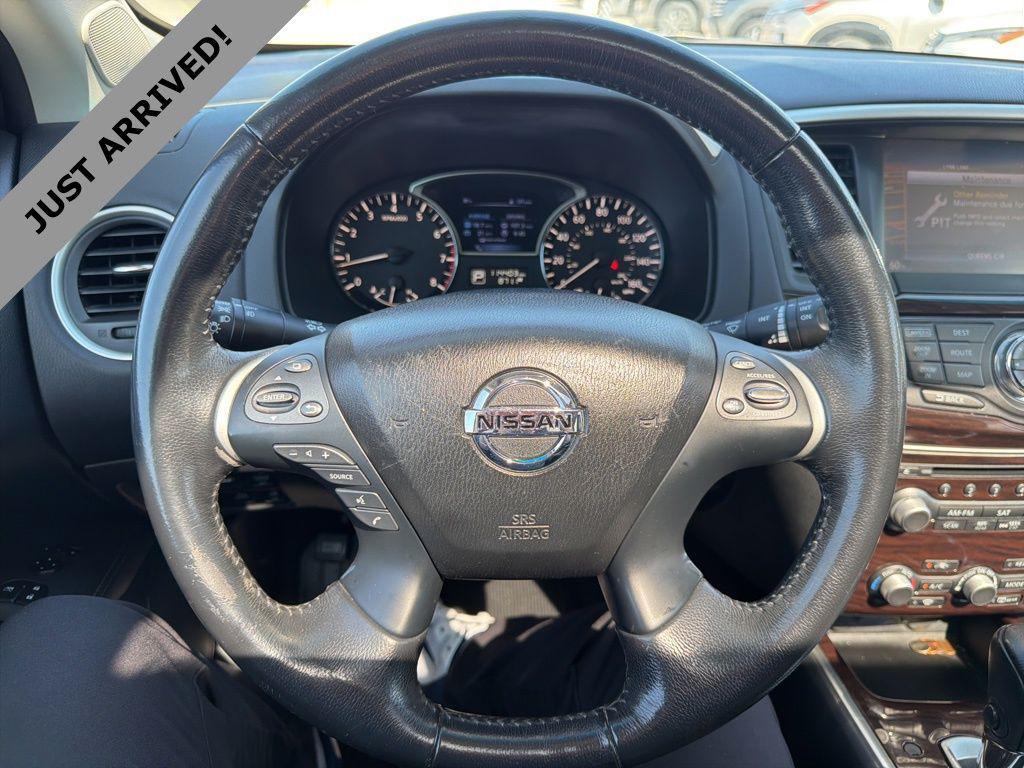 used 2015 Nissan Pathfinder car, priced at $9,999