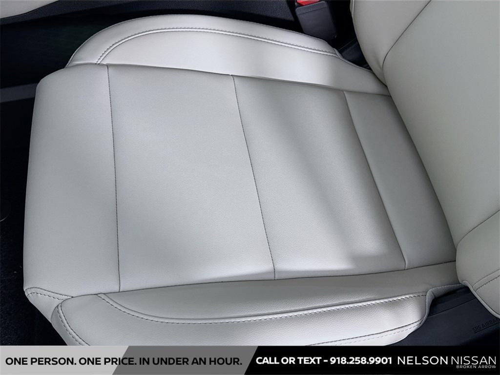 new 2025 Nissan Murano car, priced at $39,921