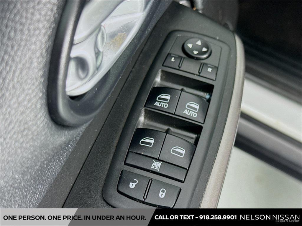 used 2019 Jeep Cherokee car, priced at $12,999