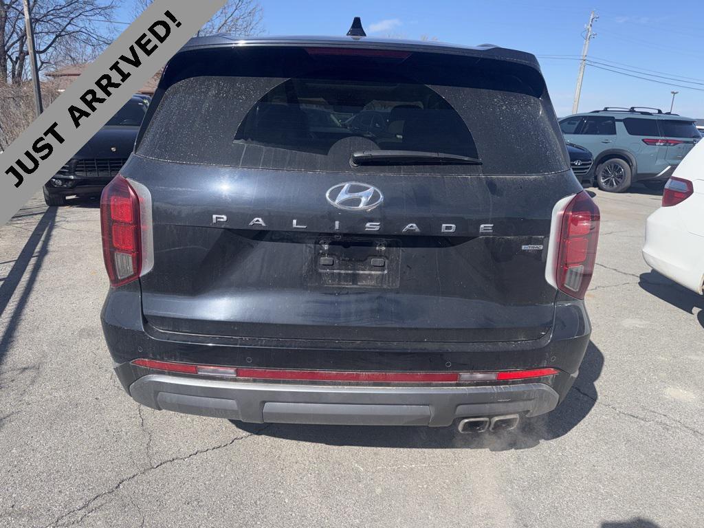 used 2024 Hyundai Palisade car, priced at $35,991