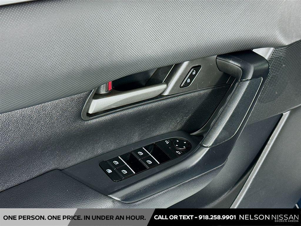 used 2023 Mazda CX-50 car, priced at $20,906