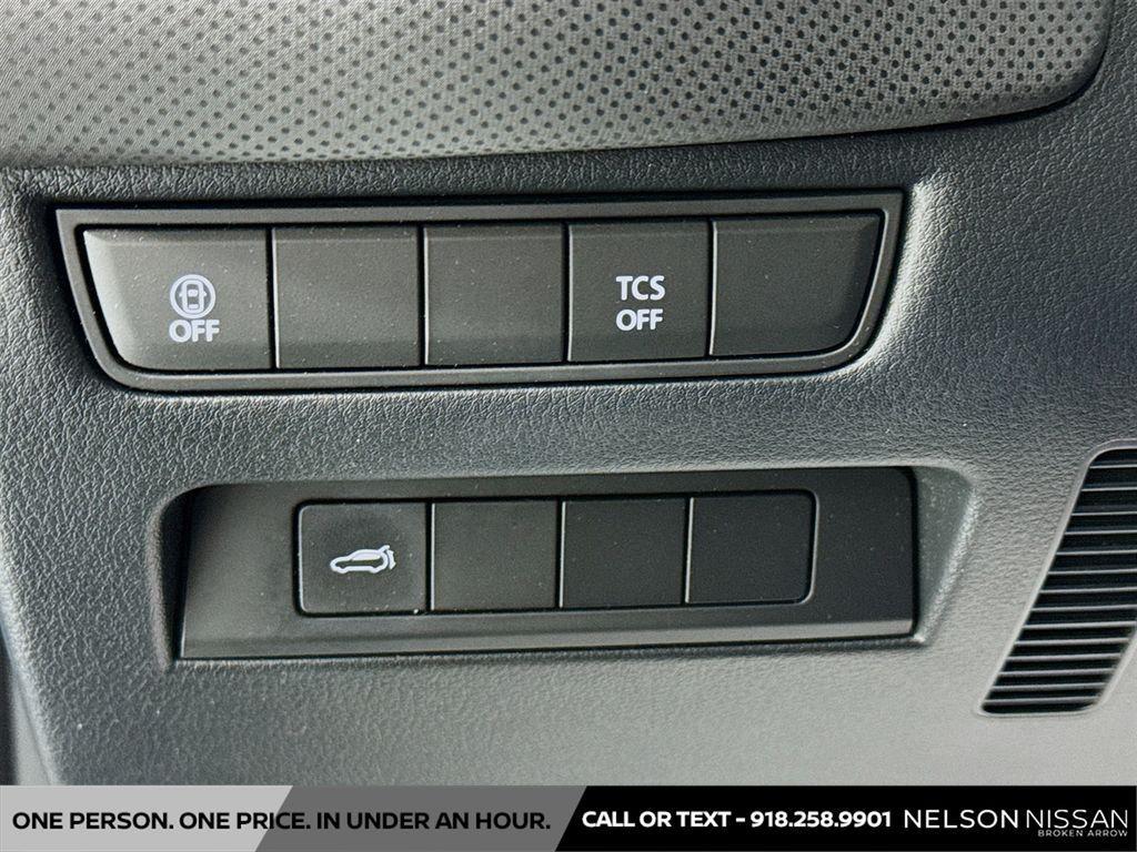 used 2023 Mazda CX-50 car, priced at $20,906