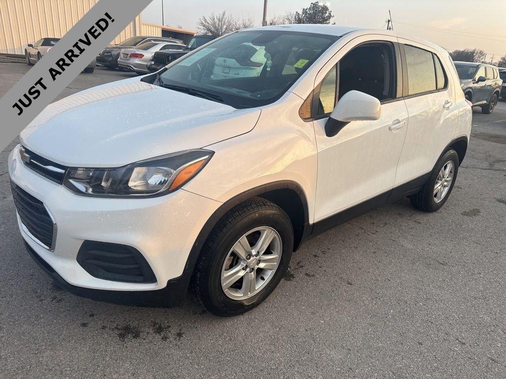 used 2022 Chevrolet Trax car, priced at $13,994