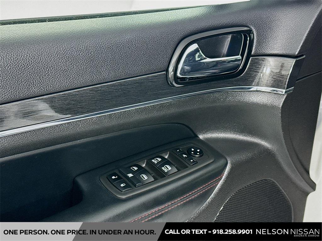 used 2021 Jeep Grand Cherokee car, priced at $21,991