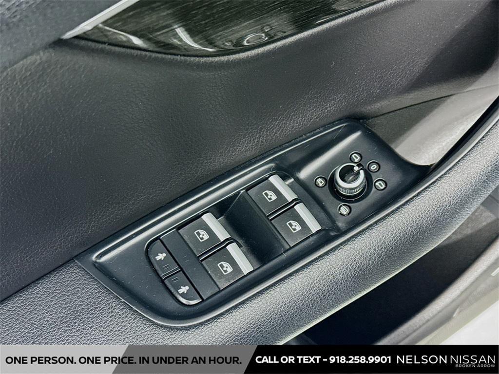 used 2017 Audi Q7 car, priced at $13,695