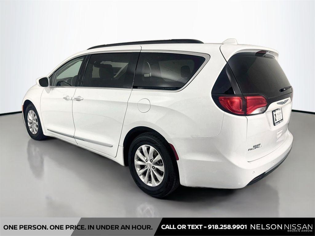 used 2017 Chrysler Pacifica car, priced at $12,690