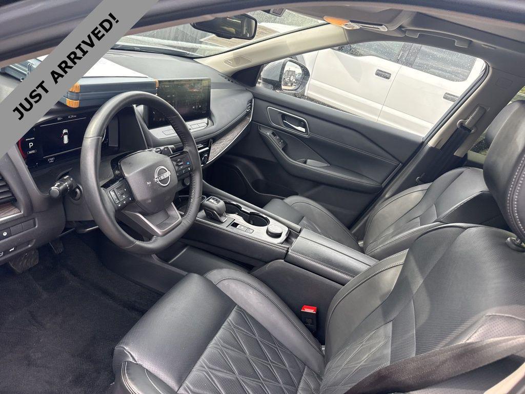 used 2025 Nissan Rogue car, priced at $31,994