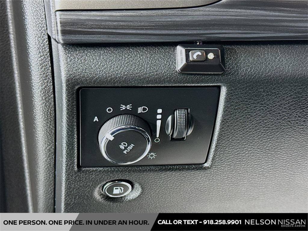 used 2022 Jeep Grand Cherokee car, priced at $24,991