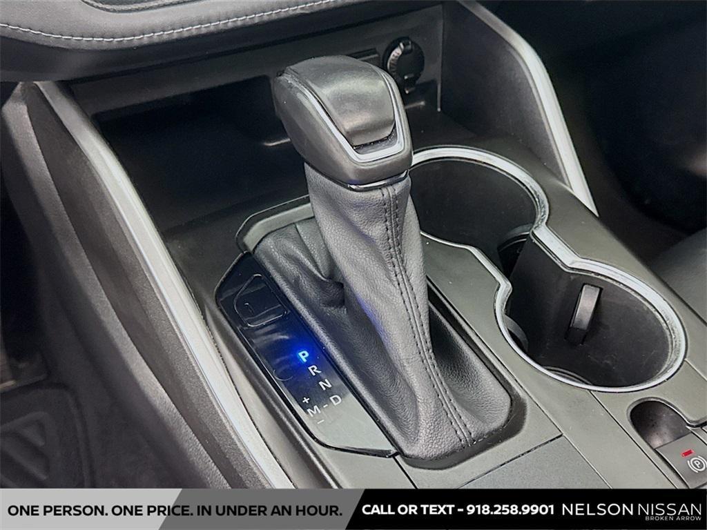 used 2021 Toyota Highlander car, priced at $26,978