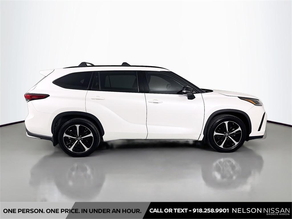 used 2021 Toyota Highlander car, priced at $26,978
