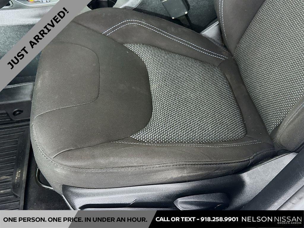 used 2021 Jeep Cherokee car, priced at $13,950