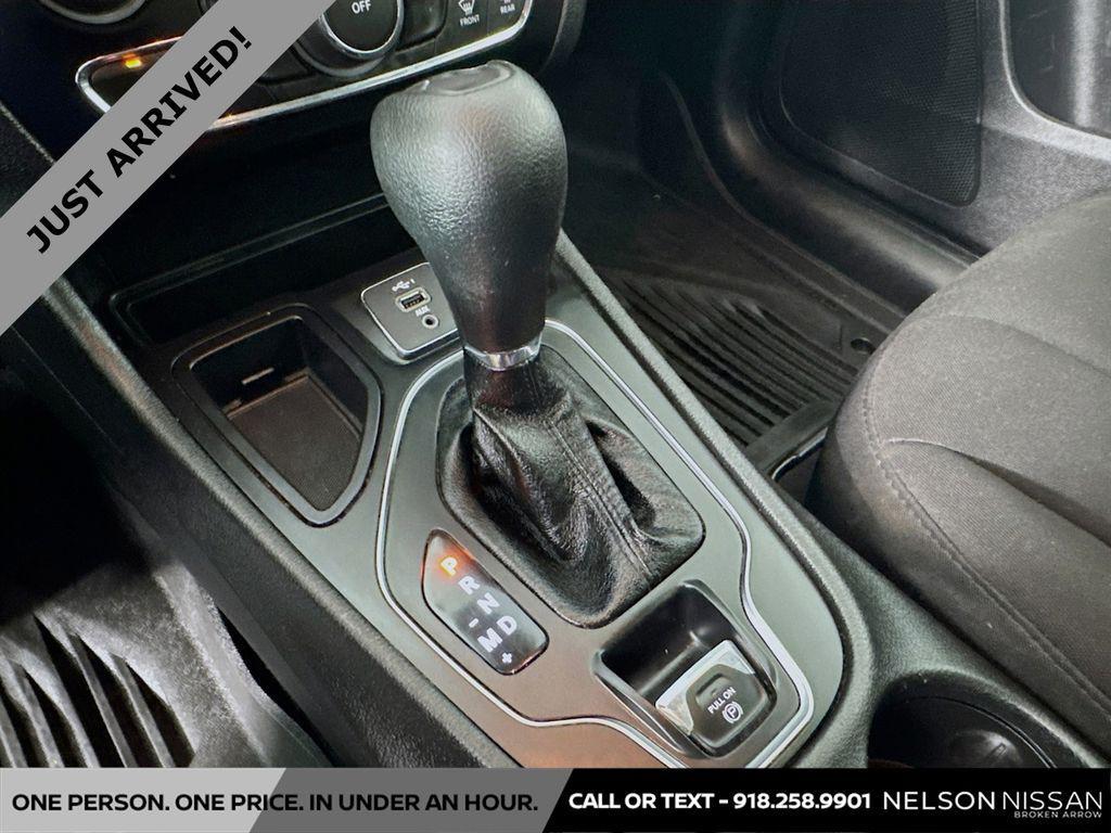 used 2021 Jeep Cherokee car, priced at $13,950