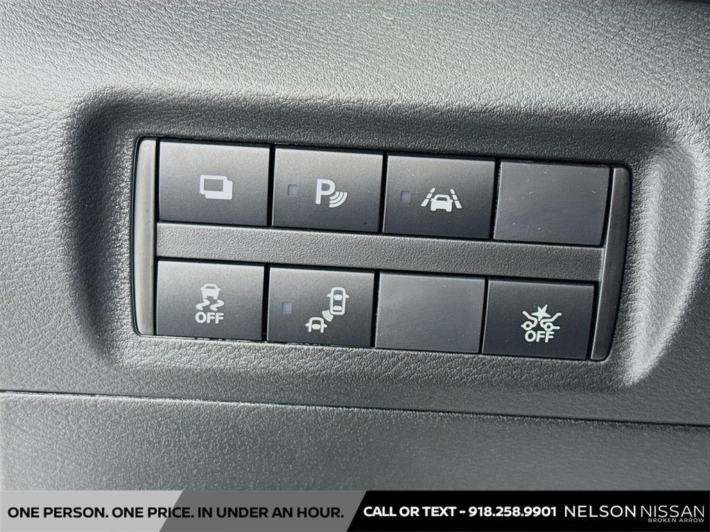 new 2025 Nissan Kicks car, priced at $20,994