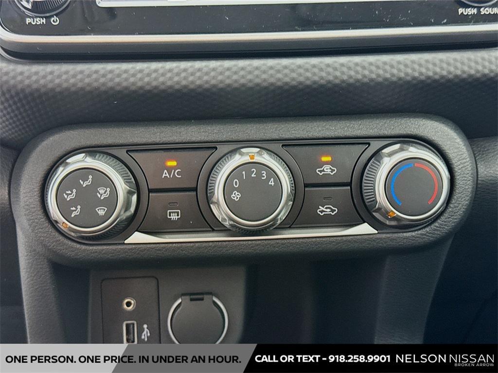 new 2025 Nissan Kicks car, priced at $21,226