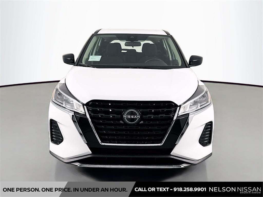 new 2025 Nissan Kicks car, priced at $21,226