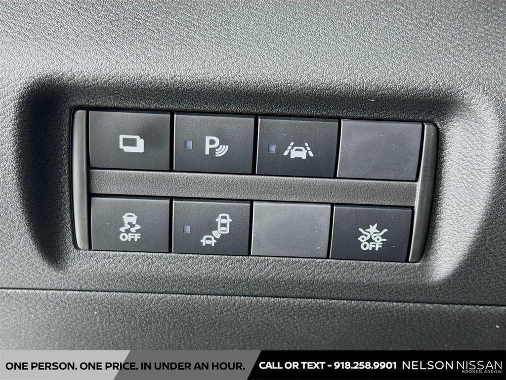 new 2025 Nissan Kicks car, priced at $20,226