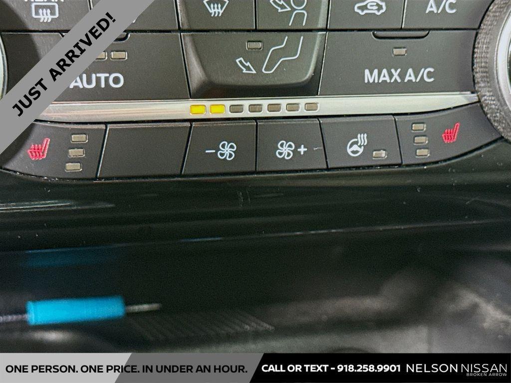 used 2022 Ford Escape car, priced at $18,994