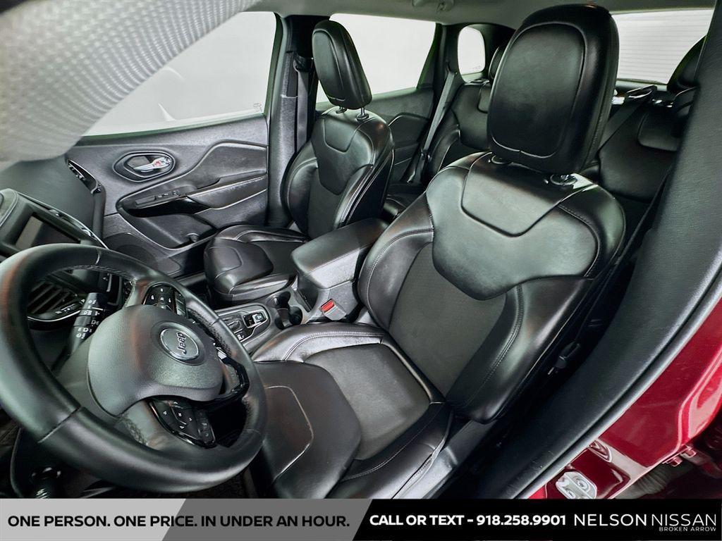 used 2019 Jeep Cherokee car, priced at $15,999