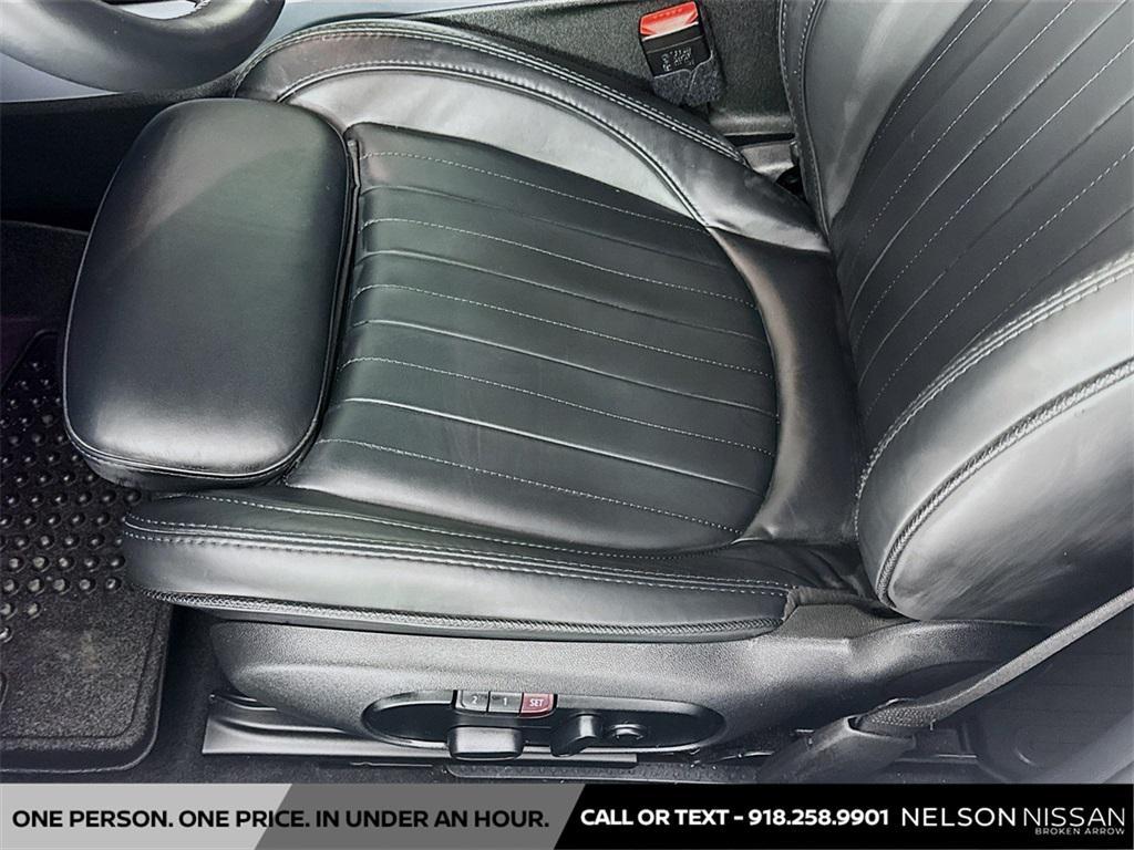 used 2024 MINI Clubman car, priced at $25,994