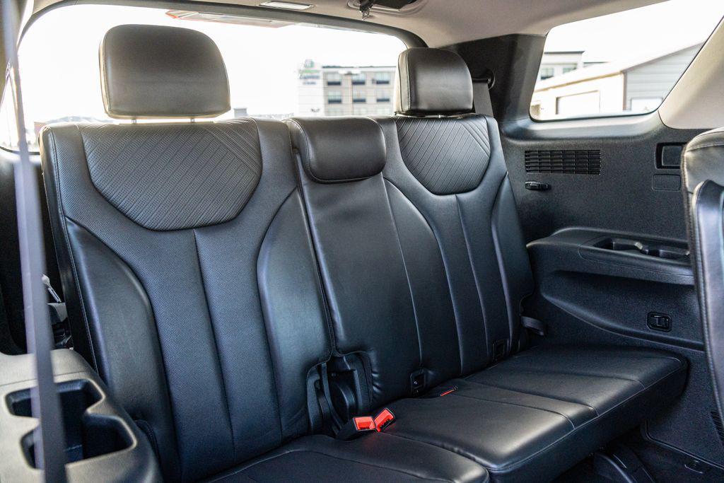 used 2025 Hyundai Palisade car, priced at $40,291