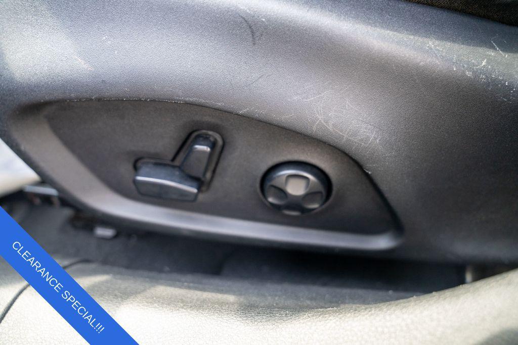 used 2021 Jeep Compass car, priced at $17,495