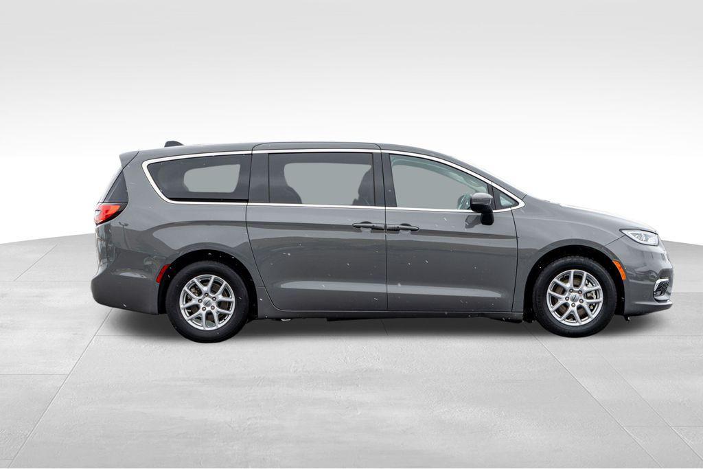 used 2023 Chrysler Pacifica car, priced at $19,908