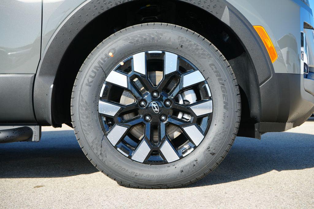 new 2026 Hyundai SANTA CRUZ car, priced at $33,587