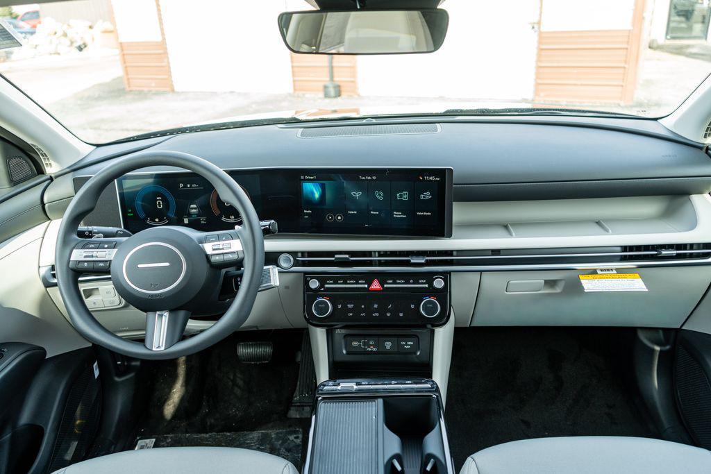 new 2026 Hyundai TUCSON Hybrid car, priced at $35,470