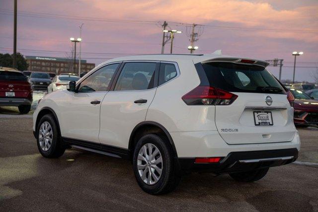 used 2019 Nissan Rogue car, priced at $17,703