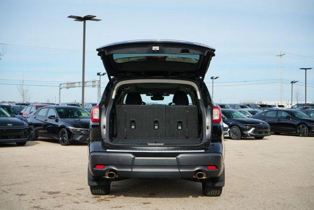 used 2023 Subaru Ascent car, priced at $33,991